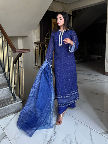 Midnight Blue Elegance (FR-810)