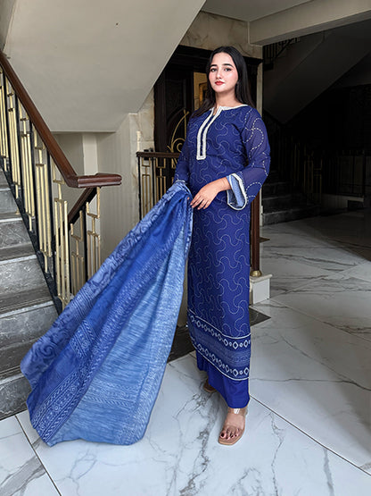 Midnight Blue Elegance (FR-810)